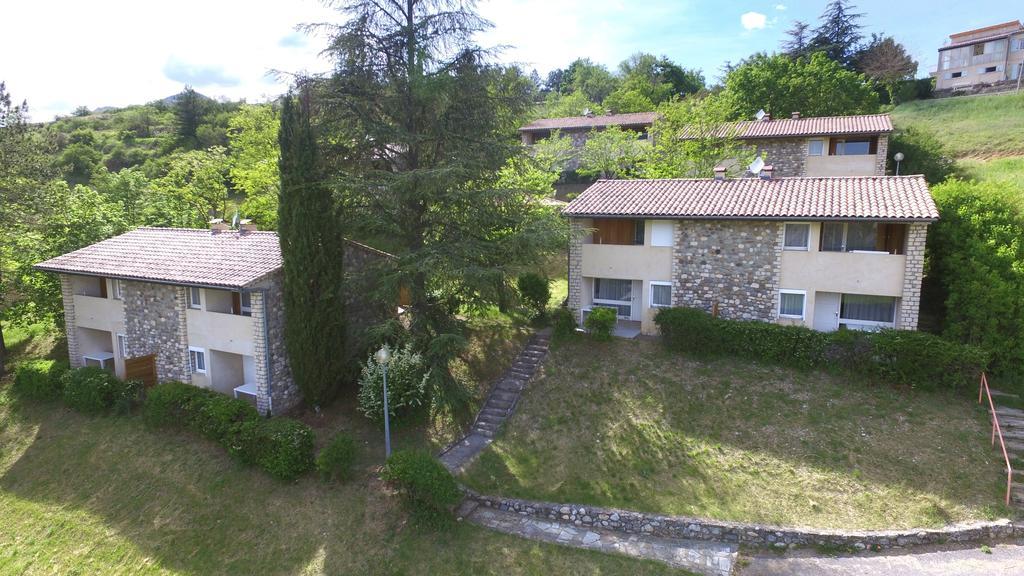 Vvf Haute Provence Lagrand Εξωτερικό φωτογραφία