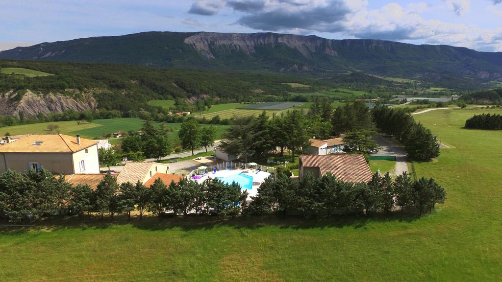 Vvf Haute Provence Lagrand Εξωτερικό φωτογραφία