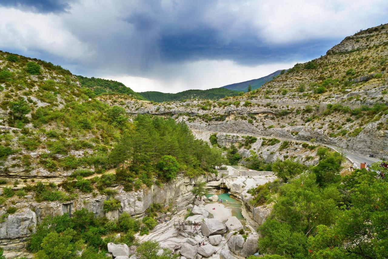 Vvf Haute Provence Lagrand Εξωτερικό φωτογραφία